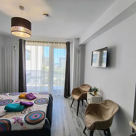 Sea Breeze Family Apartment Mamaia Navodari